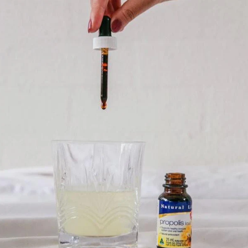 NaturalLife-DoubleStrength-Propolis-Liquid-03
