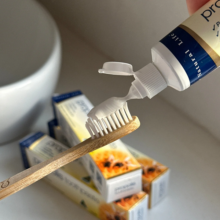 NaturalLife-toothpaste-03