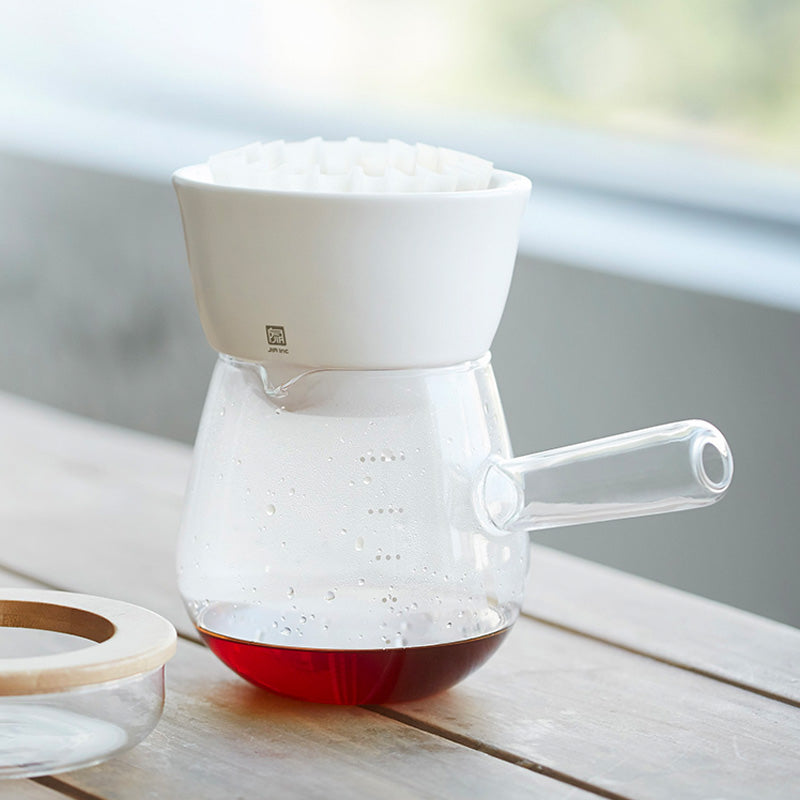 https://flyingbananastore.com/cdn/shop/files/HandDrip-Coffee-Set-W01-White-pure_1800x1800.jpg?v=1683864930