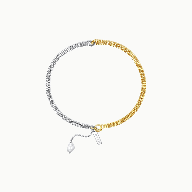 CLASSICHARMS Jewellery CLASSICHARMS (VANCOUVER) - Two-Tone Chain Baroque Pearl Necklace CLASSICHARMS (VANCOUVER) - Two-Tone Chain Baroque Pearl Necklace