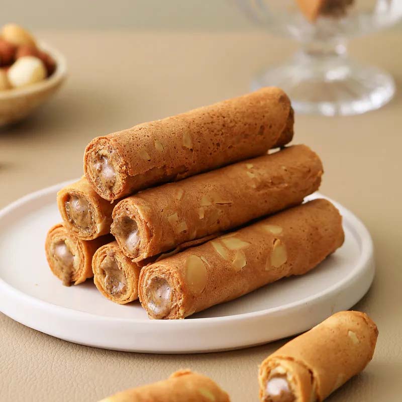 Hiwalk Snacks Hiwalk Nuts Egg Roll Hiwalk Nuts Egg Roll